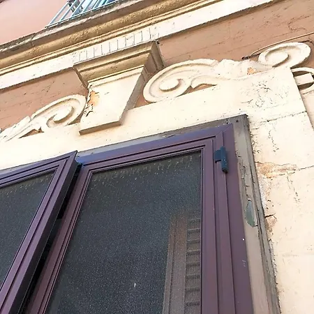 All'angolo - Nel Centro Di Bed and Breakfast Ματέρα